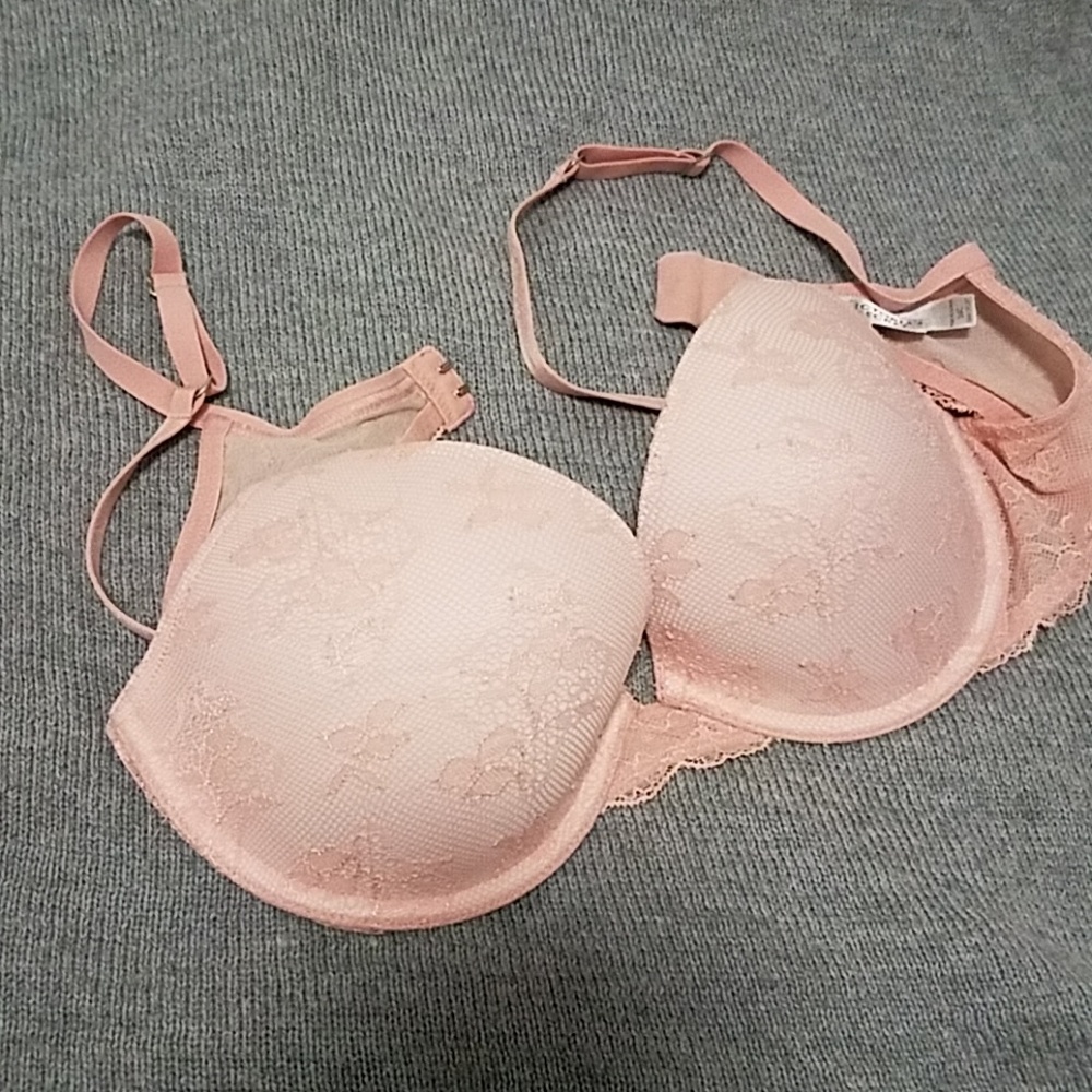 VS pink lace push up bra, 34C
